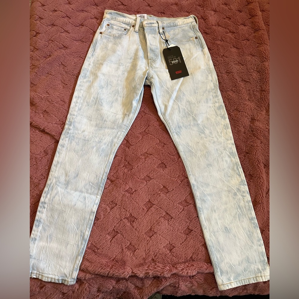 Levi's 501 NWT 28x28